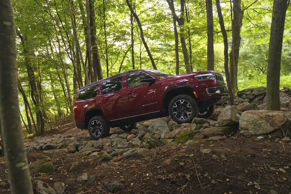 Топ-10 внедорожников 4x4 из США: рейтинг 2025 года