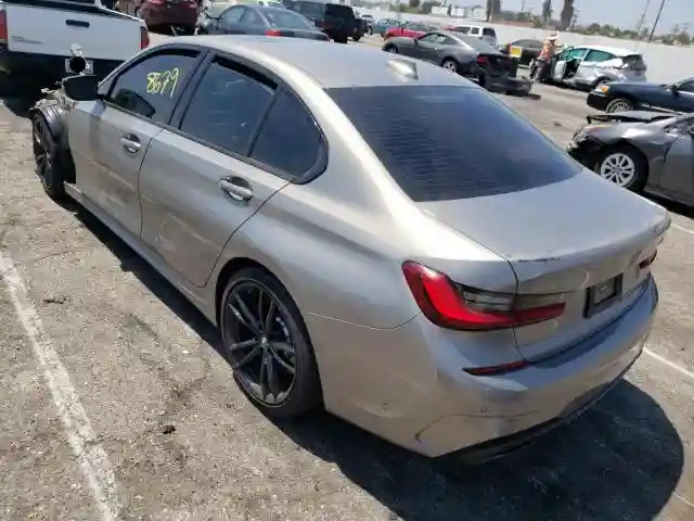 WBA5U7C04NFL80279 2022 BMW M3-2