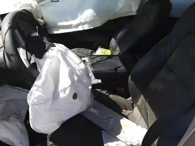 5YJ3E1EA0NF161348 2022 TESLA MODEL 3-4