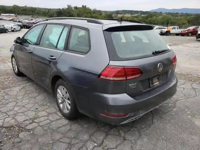 3VWY57AU0KM511588 2019 VOLKSWAGEN GOLF-2