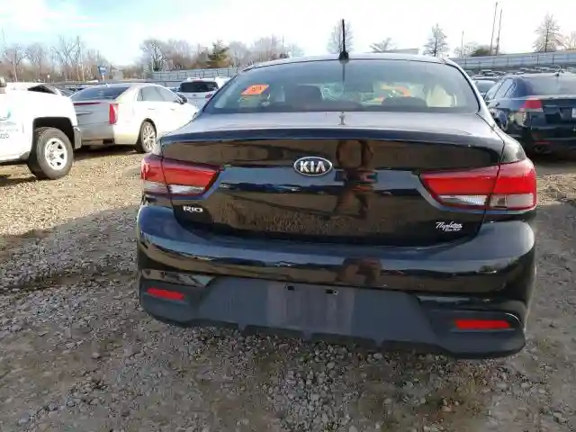 3KPA24AB6JE065353 2018 KIA RIO-5