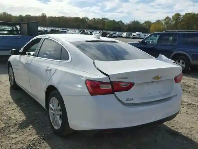 1G1ZE5ST8HF267126 2017 CHEVROLET MALIBU LT-2