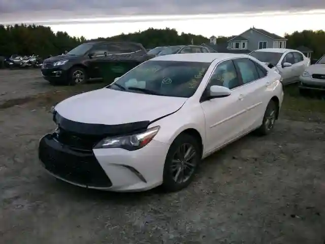 4T1BF1FK8HU281163 2017 TOYOTA CAMRY LE-1
