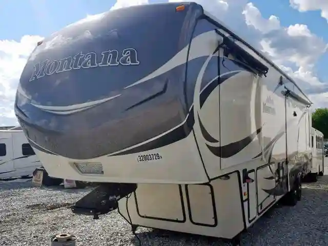 4TDF36129F4700912 2015 KEYSTONE MONTANA-1