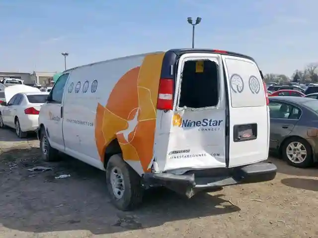 1GCWGAFP6K1159117 2019 CHEVROLET EXPRESS G2500-2