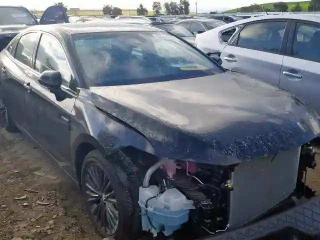 4T1B21FB8KU001910 2019 TOYOTA AVALON XLE-0