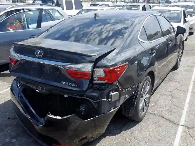 JTHBW1GG8G2131044 2016 LEXUS ES 300H-3