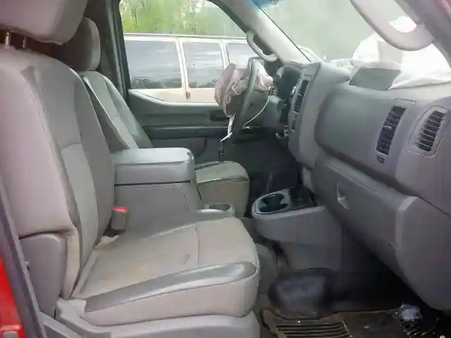 1N6BF0LX2FN805085 2015 NISSAN NV 2500-4