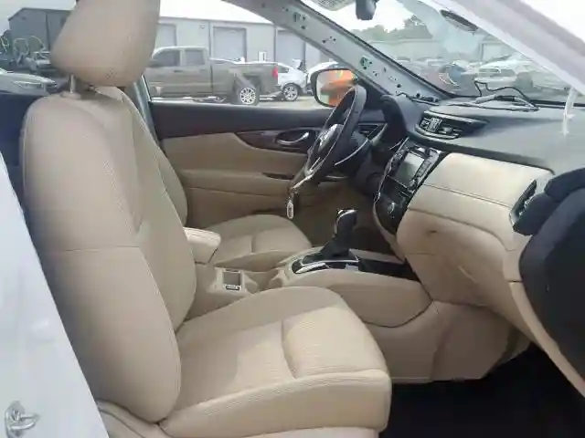 JN8AT2MT3KW257301 2019 NISSAN ROGUE S-4