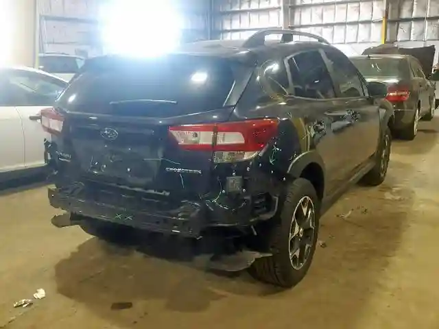 JF2GTADC7J8350343 2018 SUBARU CROSSTREK PREMIUM-3