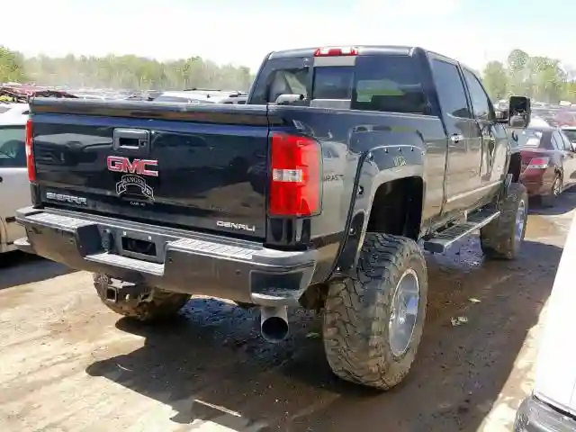 1GT12UE8XGF169261 2016 GMC SIERRA K2500 DENALI-3