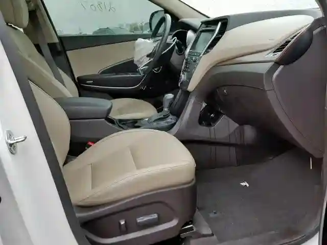 KM8SRDHF6HU231841 2017 HYUNDAI SANTA FE SE ULTIMATE-4