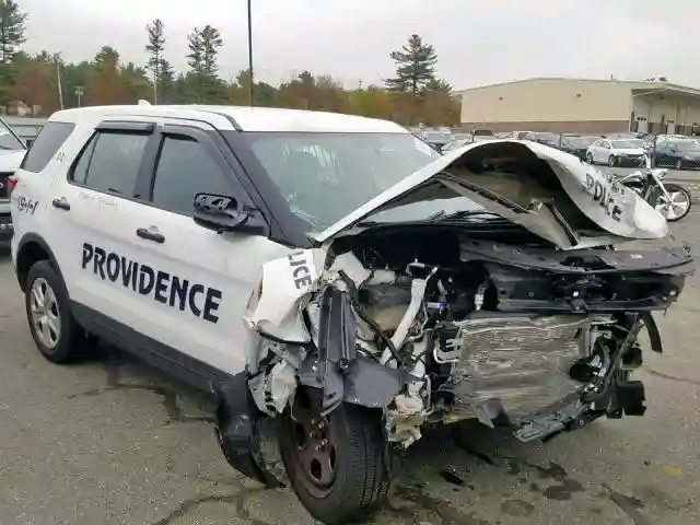 1FM5K8AR7HGE13382 2017 FORD EXPLORER POLICE INTERCEPTOR-0
