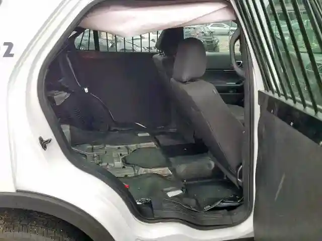 1FM5K8AR7HGE13382 2017 FORD EXPLORER POLICE INTERCEPTOR-5