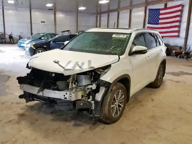 5TDJZRFH1HS517022 2017 TOYOTA HIGHLANDER SE-1
