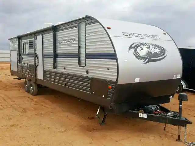 4X4TCKF26KX138753 2019 WILDWOOD CHEROKEE-0