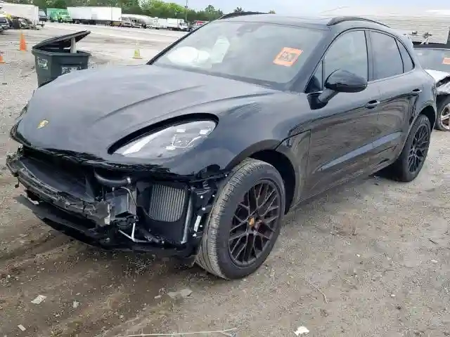 WP1AG2A56JLB64700 2018 PORSCHE MACAN GTS-1