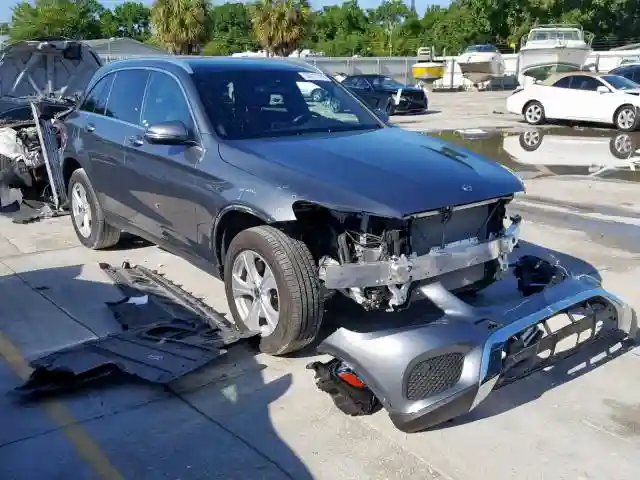 WDC0G4JB4JV050109 2018 MERCEDES-BENZ GLC 300-0