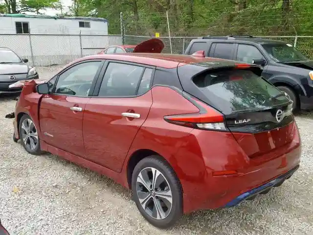 1N4AZ1CP4KC307588 2019 NISSAN LEAF S-2