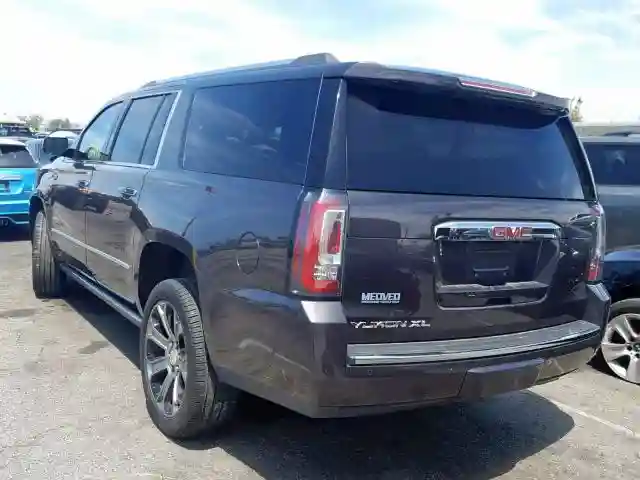 1GKS2HKJ5HR255102 2017 GMC YUKON XL DENALI-2