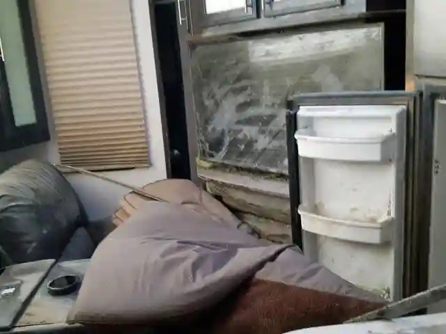 1UJCJSCV1H1970054 2017 JAYCO SEISMIC-5