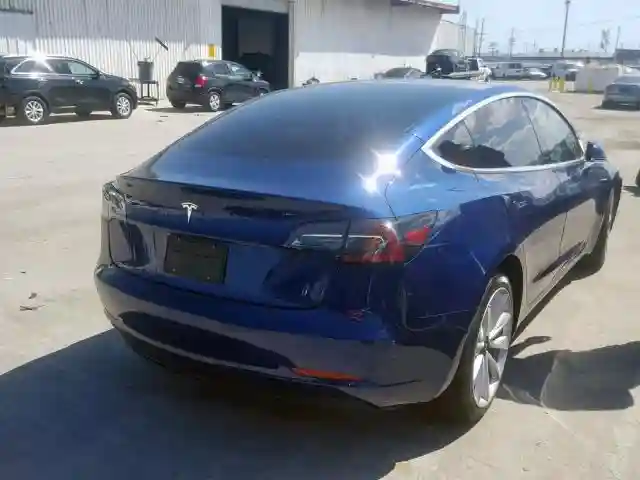 5YJ3E1EAXKF331937 2019 TESLA MODEL 3-3