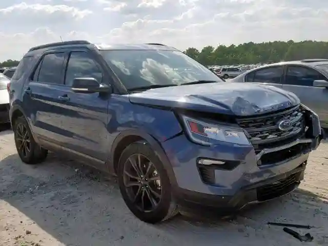 1FM5K7D82JGA39458 2018 FORD EXPLORER XLT-0