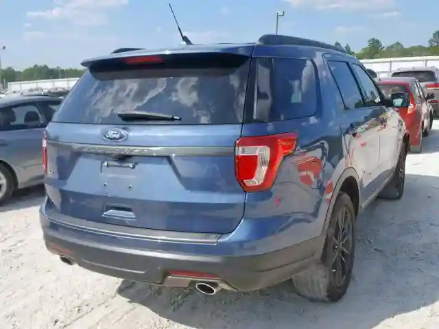 1FM5K7D82JGA39458 2018 FORD EXPLORER XLT-3