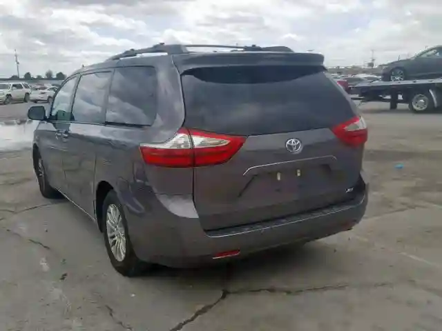 5TDYZ3DC7HS807123 2017 TOYOTA SIENNA XLE-2