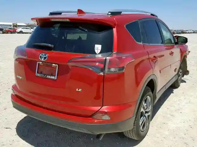 JTMZFREV0HJ128887 2017 TOYOTA RAV4 LE-3