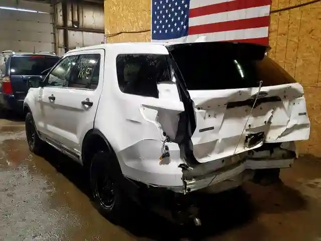 1FM5K8AR6HGB15793 2017 FORD EXPLORER POLICE INTERCEPTOR-2