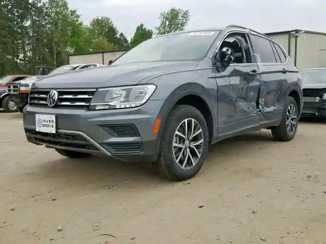 3VV2B7AXXKM052826 2019 VOLKSWAGEN TIGUAN SE-1