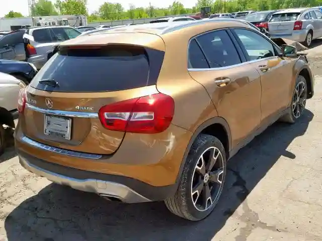 WDCTG4GB7JJ440410 2018 MERCEDES-BENZ GLA 250 4MATIC-3