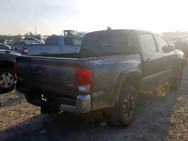 5TFCZ5AN8HX121646 2017 TOYOTA TACOMA DOUBLE CAB-3