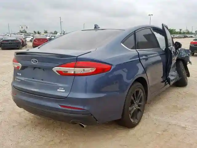 3FA6P0HDXKR113864 2019 FORD FUSION SE-3