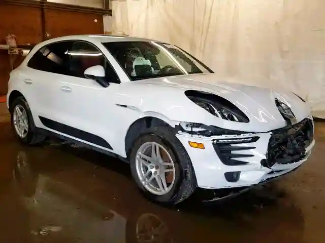 WP1AA2A54JLB14573 2018 PORSCHE MACAN-0