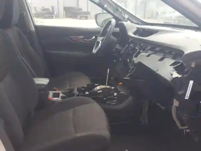 5N1AT2MT6JC843501 2018 NISSAN ROGUE S-4