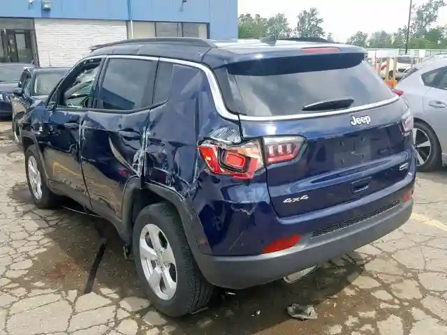 3C4NJDBB6JT457344 2018 JEEP COMPASS LATITUDE-2