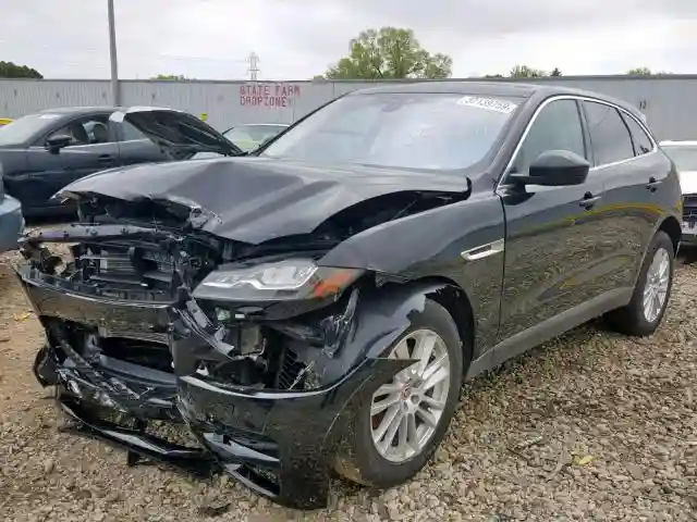 SADCK2BV6HA899775 2017 JAGUAR F-PACE PRESTIGE-1