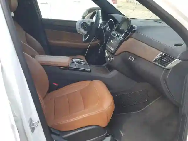 4JGDF6EE7HA977256 2017 MERCEDES-BENZ GLS 450 4MATIC-4