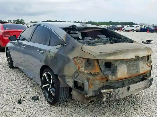 1HGCV1F34JA071222 2018 HONDA ACCORD SPORT-2