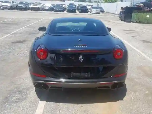 ZFF77XJA7H0221196 2017 FERRARI CALIFORNIA T-3