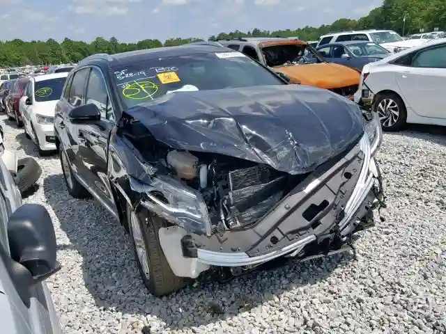 2LMPJ6JR1HBL33877 2017 LINCOLN MKX PREMIERE-0