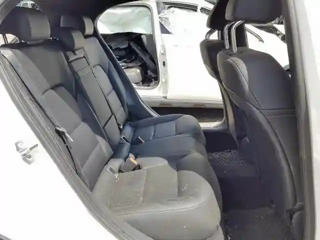 WDCTG4GB2JJ530144 2018 MERCEDES-BENZ GLA 250 4MATIC-5