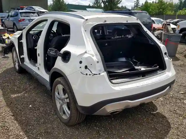 WDCTG4GB2JJ530144 2018 MERCEDES-BENZ GLA 250 4MATIC-2
