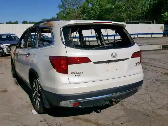 5FNYF6H91HB021816 2017 HONDA PILOT TOURING-2