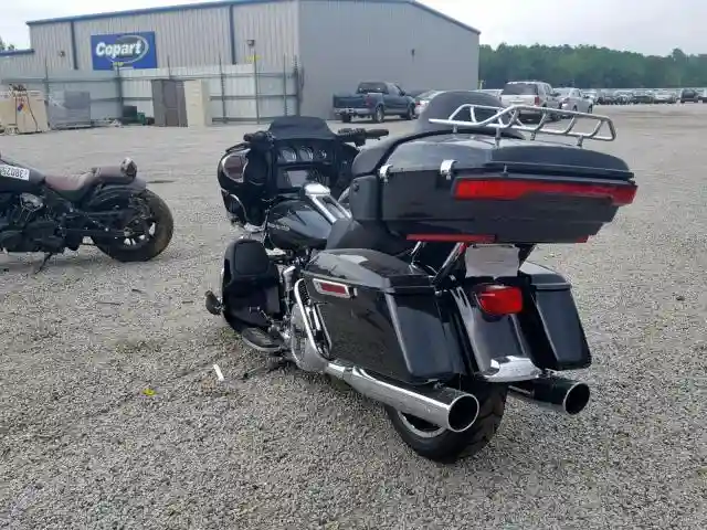 1HD1KED15JB604890 2018 HARLEY-DAVIDSON FLHTK ULTRA LIMITED-2