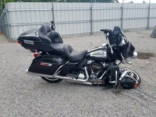 1HD1KED15JB604890 2018 HARLEY-DAVIDSON FLHTK ULTRA LIMITED-4