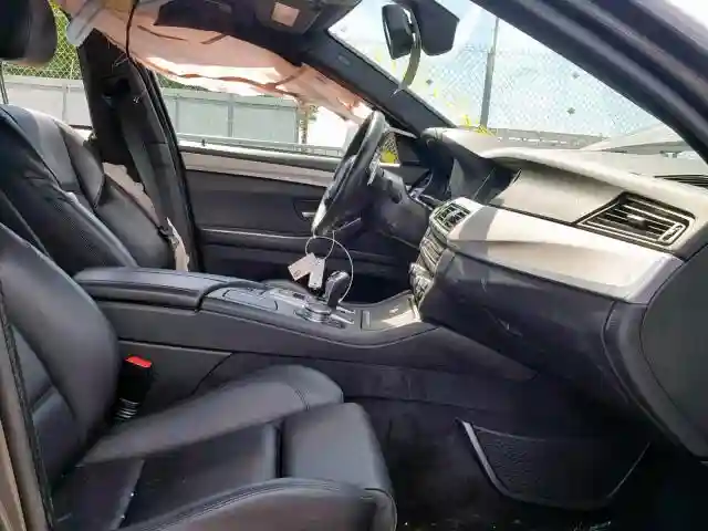 WBSFV9C58FD595116 2015 BMW M5-4