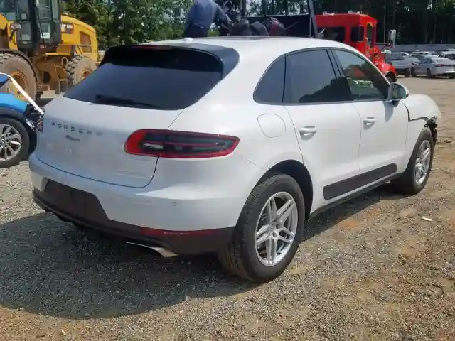 WP1AA2A5XJLB23665 2018 PORSCHE MACAN-3